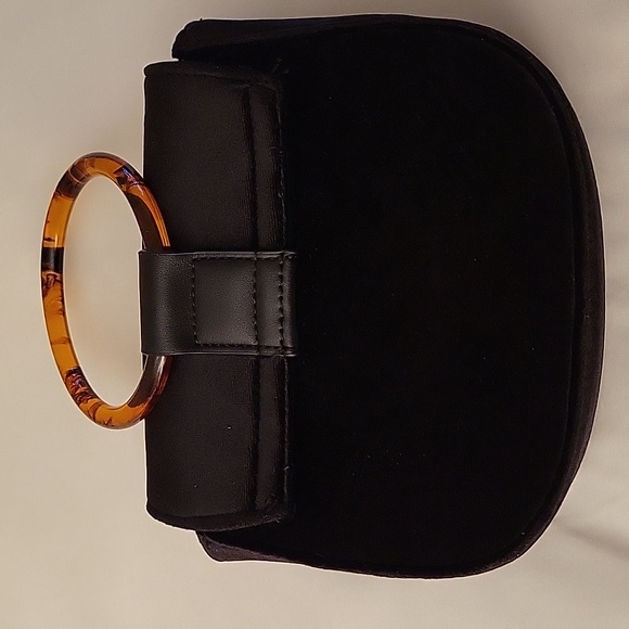 Anthropologie Black Velvet purse w/Faux Tortoise Circle Handle. Includes chain. - Picture 2 of 5